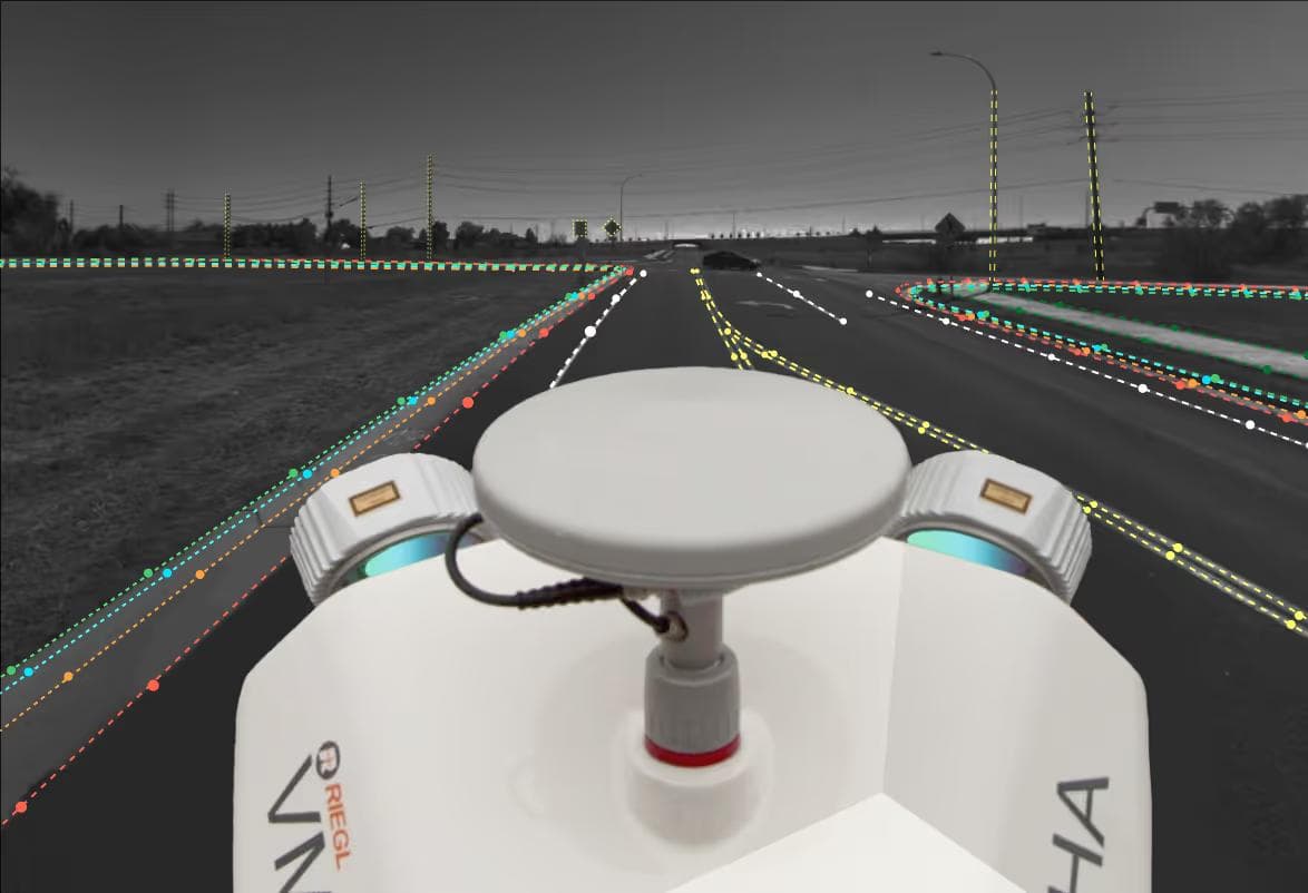 Mach9 Digital Surveyor + RIEGL hero visual — point-cloud and feature-extraction workflow